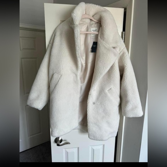 Abercrombie & Fitch oversized teddy coat - Picture 1 of 1